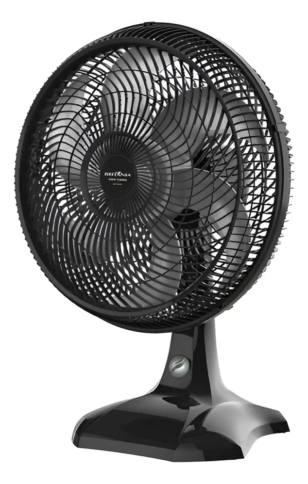 Ventilador Britânia BVT400 Maxx Force preto, com base de mesa, sobre fundo branco.